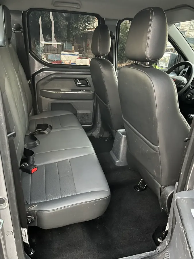 2021 WuLing ZhentTu 1.5L 99HP L4 5MT,autocango,china used car exporter,china ev exporter,chinese used car exporter,chinese used ev exporter