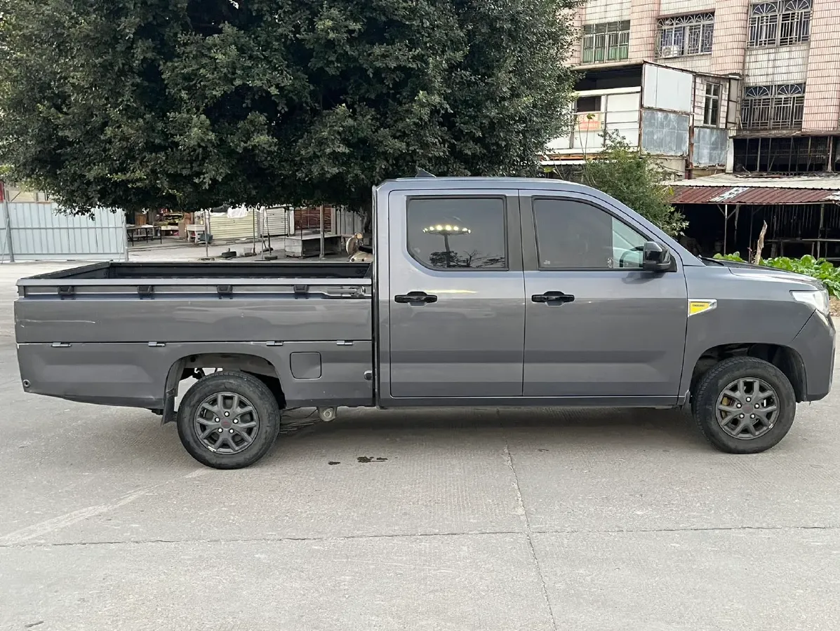 2021 WuLing ZhentTu 1.5L 99HP L4 5MT,autocango,china used car exporter,china ev exporter,chinese used car exporter,chinese used ev exporter