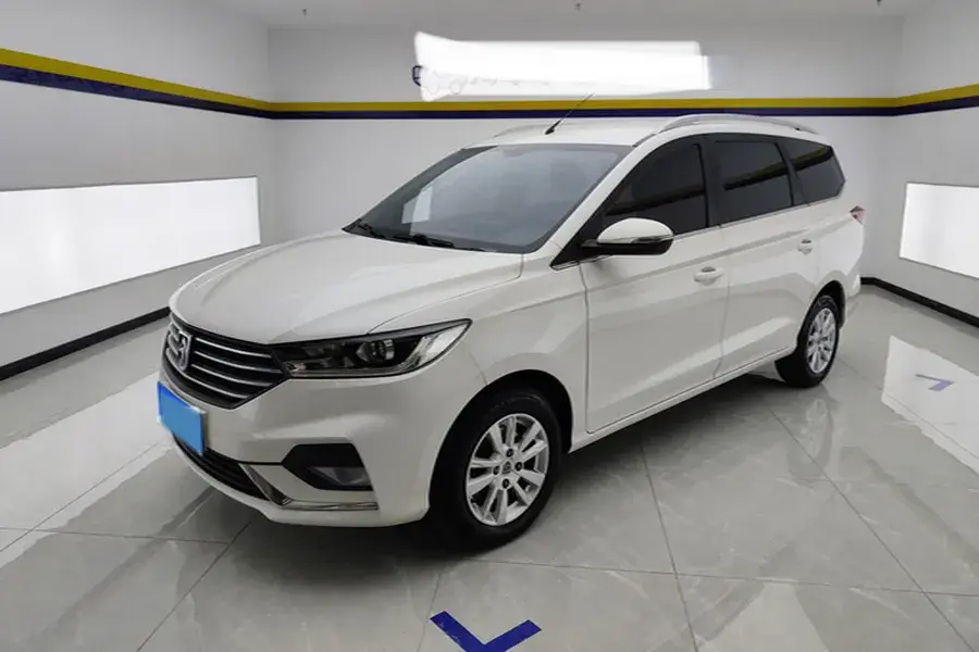 2019 BaoJun 360 1.5L 105HP L4 6MT