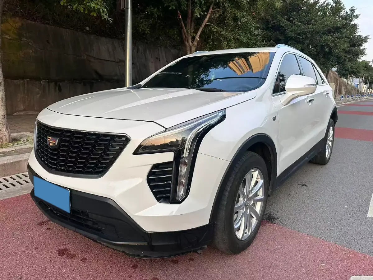 2021 Cadillac XT4 2.0T 237HP L4 9AT