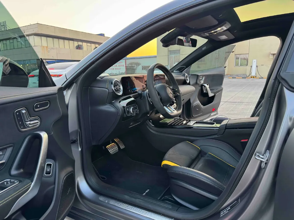 2024 Mercedes-Benz CLA AMG 2.0T 421HP L4 8DCT,autocango,china used car exporter,china ev exporter,chinese used car exporter,chinese used ev exporter