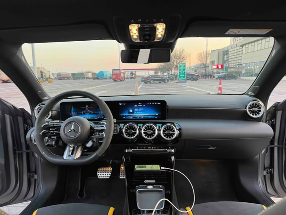 2024 Mercedes-Benz CLA AMG 2.0T 421HP L4 8DCT,autocango,china used car exporter,china ev exporter,chinese used car exporter,chinese used ev exporter