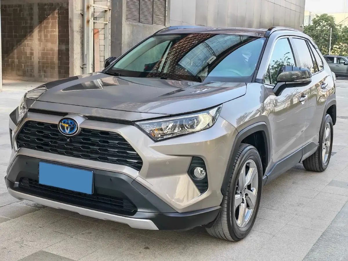2022 Toyota RAV4 2.5L 178HP L4 E-CVT Hybrid