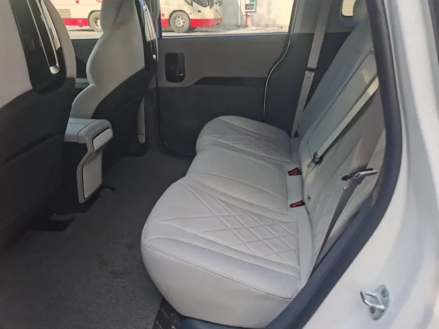 2024 ARCFOX KAOLA S BEV 58.8KWH,autocango,china used car exporter,china ev exporter,chinese used car exporter,chinese used ev exporter