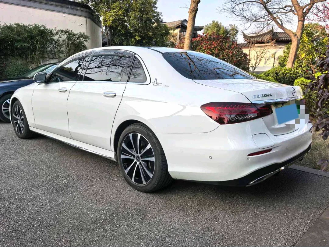 2022 Mercedes-Benz E Class 2.0T 211HP L4 9AT PHEV 25.4KWH,autocango,china used car exporter,china ev exporter,chinese used car exporter,chinese used ev exporter