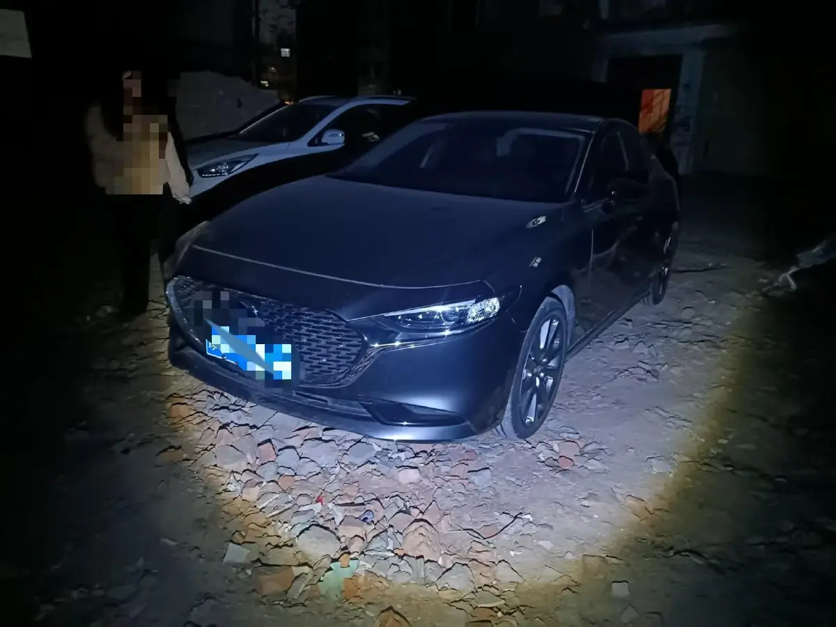 2021 Mazda 3 Axela 2.0L 158HP L4 6AT