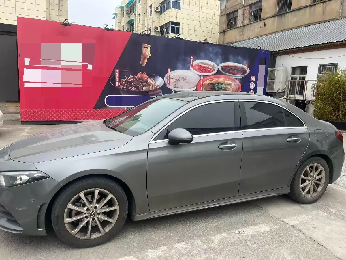 2020 Mercedes-Benz A Class 1.3T 163HP L4 7DCT,autocango,china used car exporter,china ev exporter,chinese used car exporter,chinese used ev exporter