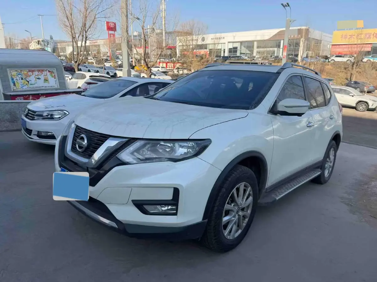 2021 Nissan X-Trail 2.0L 151HP L4 CVT