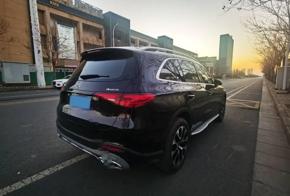 2025 Mercedes-Benz GLC Class 2.0T 204HP L4 9AT,autocango,china used car exporter,china ev exporter,chinese used car exporter,chinese used ev exporter