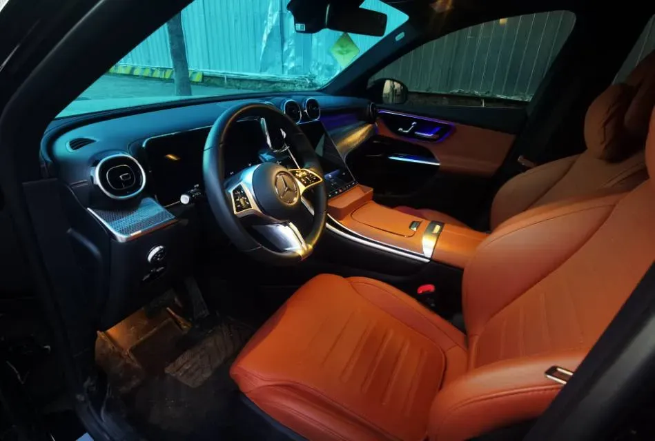 2025 Mercedes-Benz GLC Class 2.0T 204HP L4 9AT,autocango,china used car exporter,china ev exporter,chinese used car exporter,chinese used ev exporter