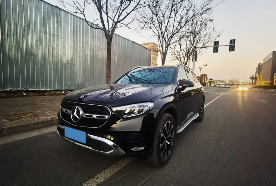 2025 Mercedes-Benz GLC Class 2.0T 204HP L4 9AT