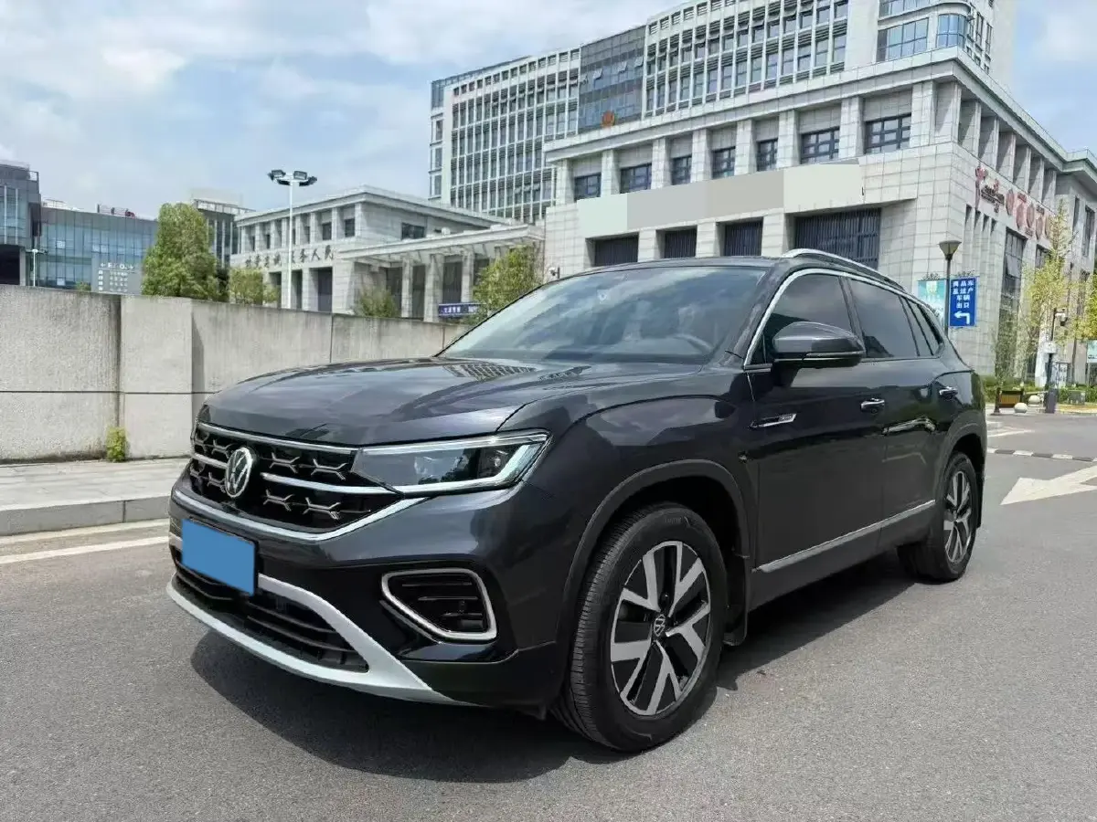 2024 Volkswagen Tayron 2.0T 186HP L4 7DCT