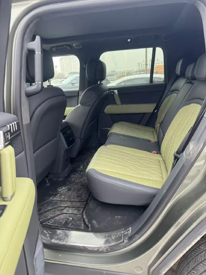 2025 M Hero WarriorM817 1.5T 197HP L4 2DHT PHEV,autocango,china used car exporter,china ev exporter,chinese used car exporter,chinese used ev exporter