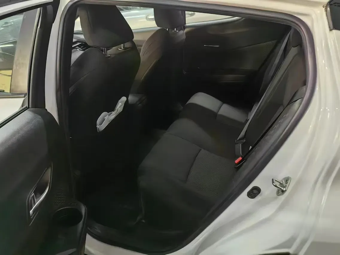 2020 Toyota C-HR EV BEV 54.3KWH,autocango,china used car exporter,china ev exporter,chinese used car exporter,chinese used ev exporter