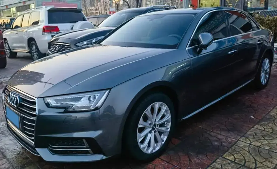 2019 Audi A4L 2.0T 190HP L4 7DCT