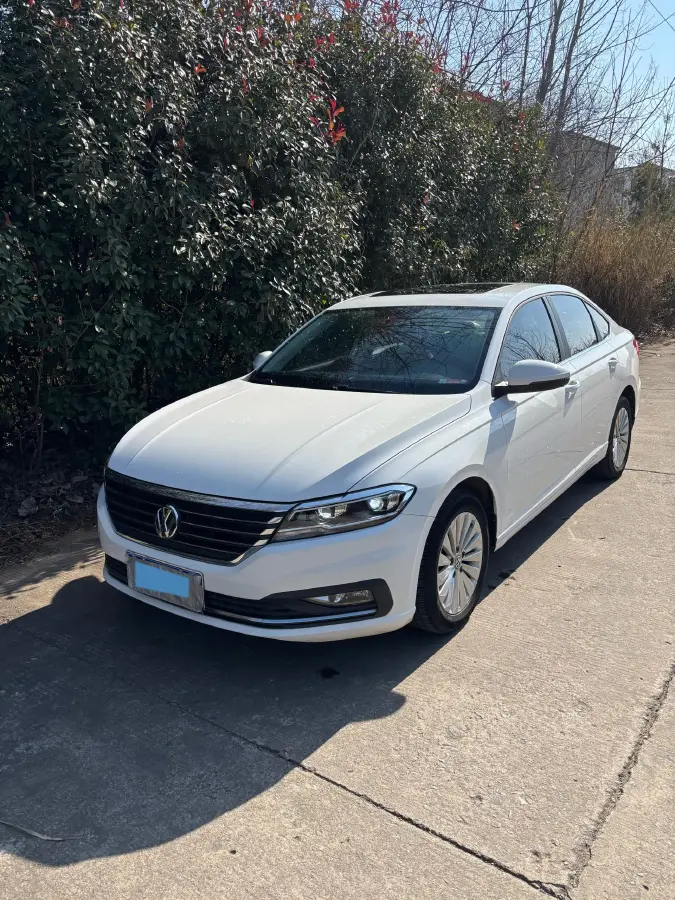 2019 Volkswagen Lavida 1.5L 113HP L4 6AT