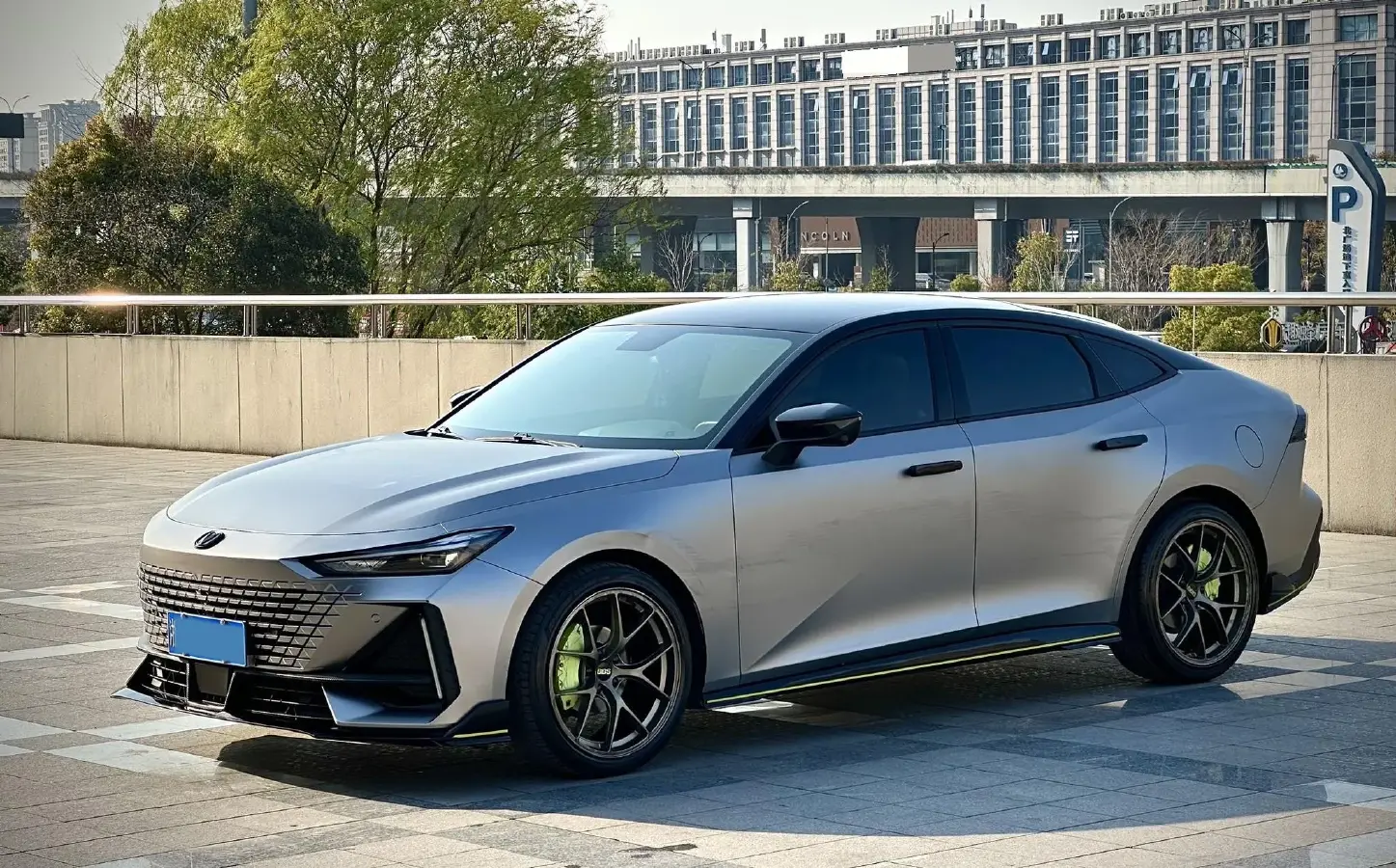 2022 ChangAn UNI-V 1.5T 188HP L4 7DCT