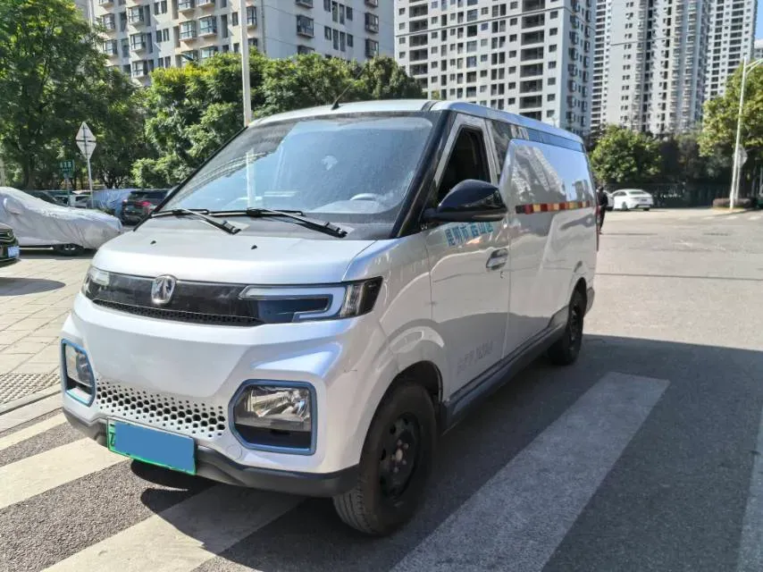 2018 Dongfeng ShuaiKe BEV 49.572KWH,autocango,china used car exporter,china ev exporter,chinese used car exporter,chinese used ev exporter