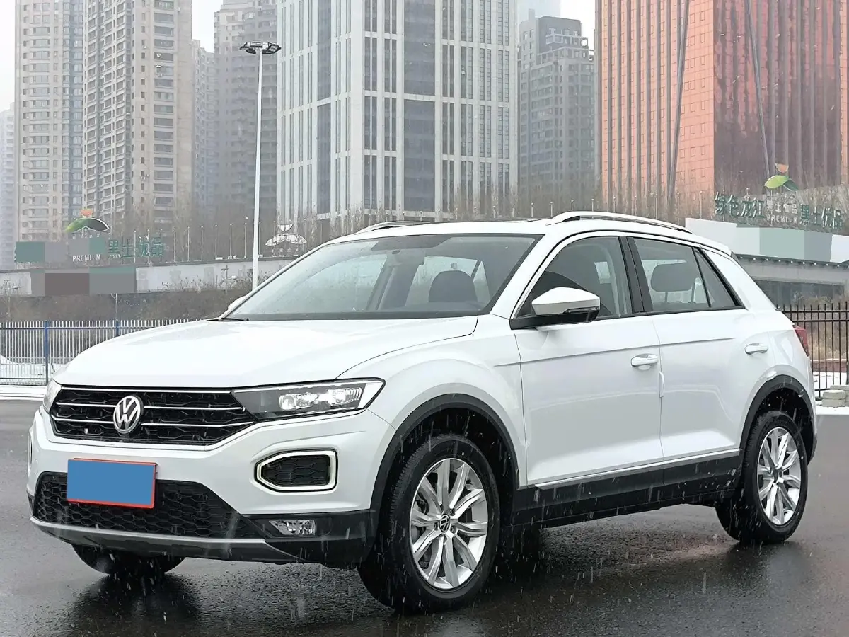 2022 Volkswagen T-Roc 1.4T 150HP L4 7DCT