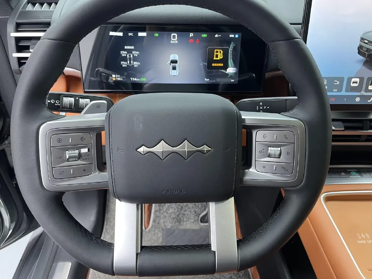 2025 FangChengBao Tai 7 1.5T 156HP L4 E-CVT PHEV,autocango,china used car exporter,china ev exporter,chinese used car exporter,chinese used ev exporter