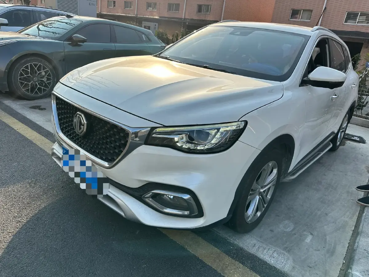 2018 MG HS 2.0T 231HP L4 6DCT