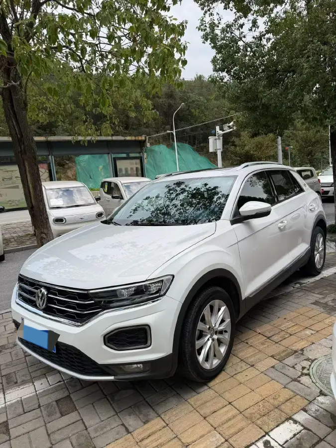 2019 Volkswagen T-Roc 1.4T 131HP L4 7DCT