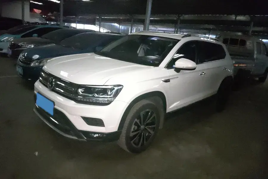 2020 Volkswagen Tharu 2.0T 186HP L4 7DCT