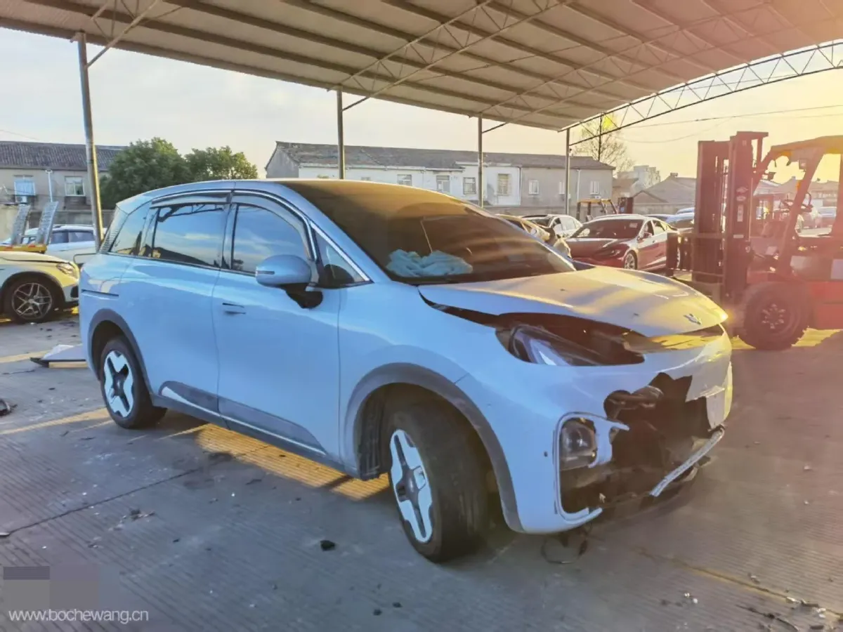 2024 ARCFOX KAOLA S BEV 58.8KWH,autocango,china used car exporter,china ev exporter,chinese used car exporter,chinese used ev exporter