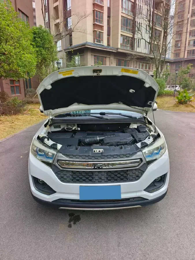 2016 LiFan MaiWei 1.5L 109HP L4 5MT,autocango,china used car exporter,china ev exporter,chinese used car exporter,chinese used ev exporter