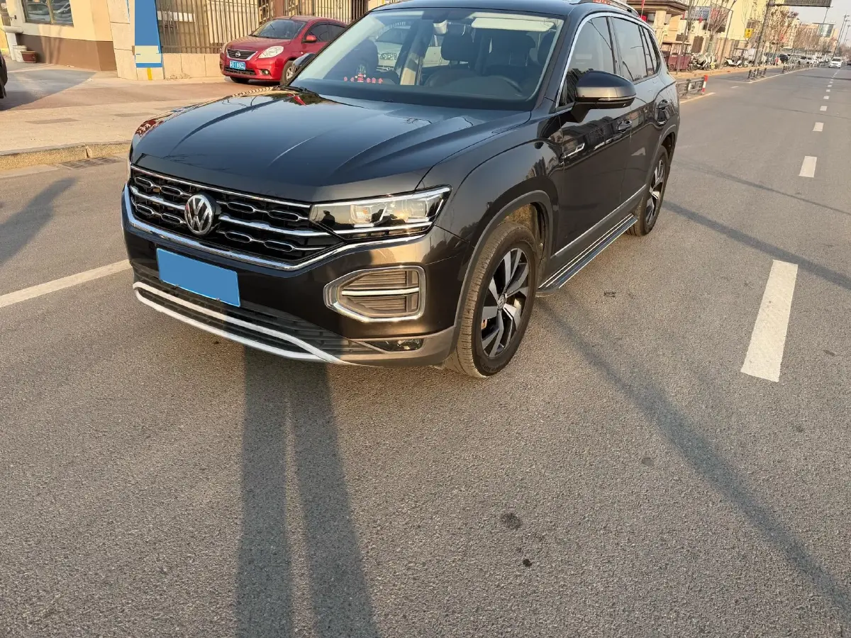 2020 Volkswagen Tayron 2.0T 186HP L4 7DCT