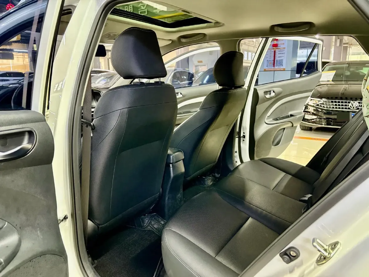 2021 Kia KX1 1.4L 100HP L4 CVT,autocango,china used car exporter,china ev exporter,chinese used car exporter,chinese used ev exporter