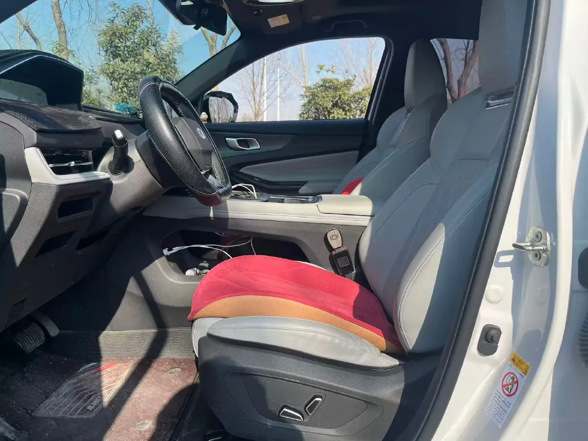 2025 ChangAn QiYuan Q05 Classic 1.5L 98HP L4 E-CVT PHEV 18.4KWH,autocango,china used car exporter,china ev exporter,chinese used car exporter,chinese used ev exporter