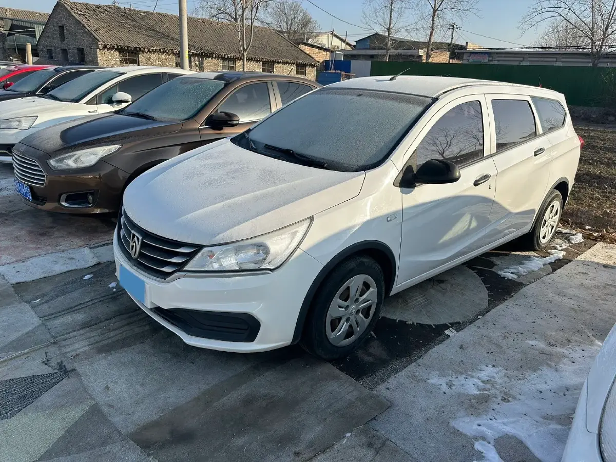 2017 BaoJun 310W 1.2L 82HP L4 6MT