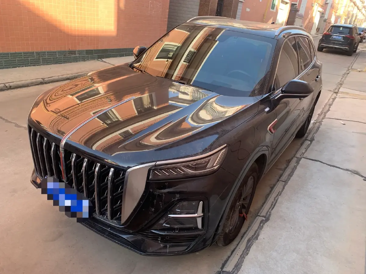 2023 HongQi HS5 2.0T 252HP L4 8AT