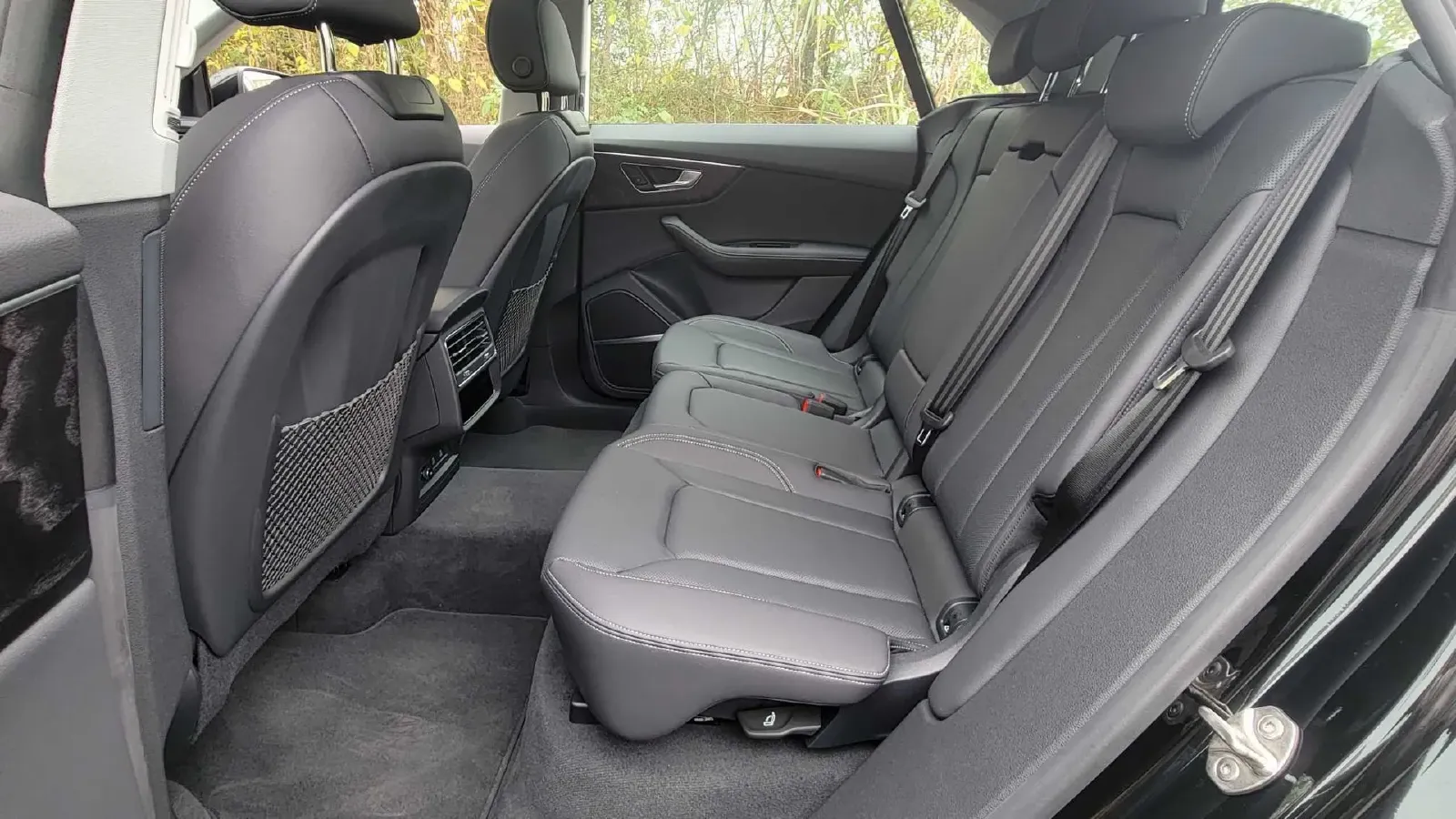 2024 Audi Q8 3.0T 340HP V6 8AT,autocango,china used car exporter,china ev exporter,chinese used car exporter,chinese used ev exporter