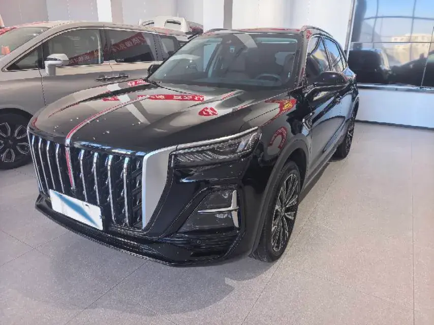 2025 HongQi HS5 2.0T 252HP L4 8AT