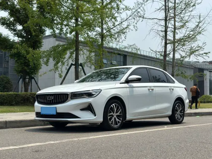 2022 Geely Emgrand 1.5L 114HP L4 CVT