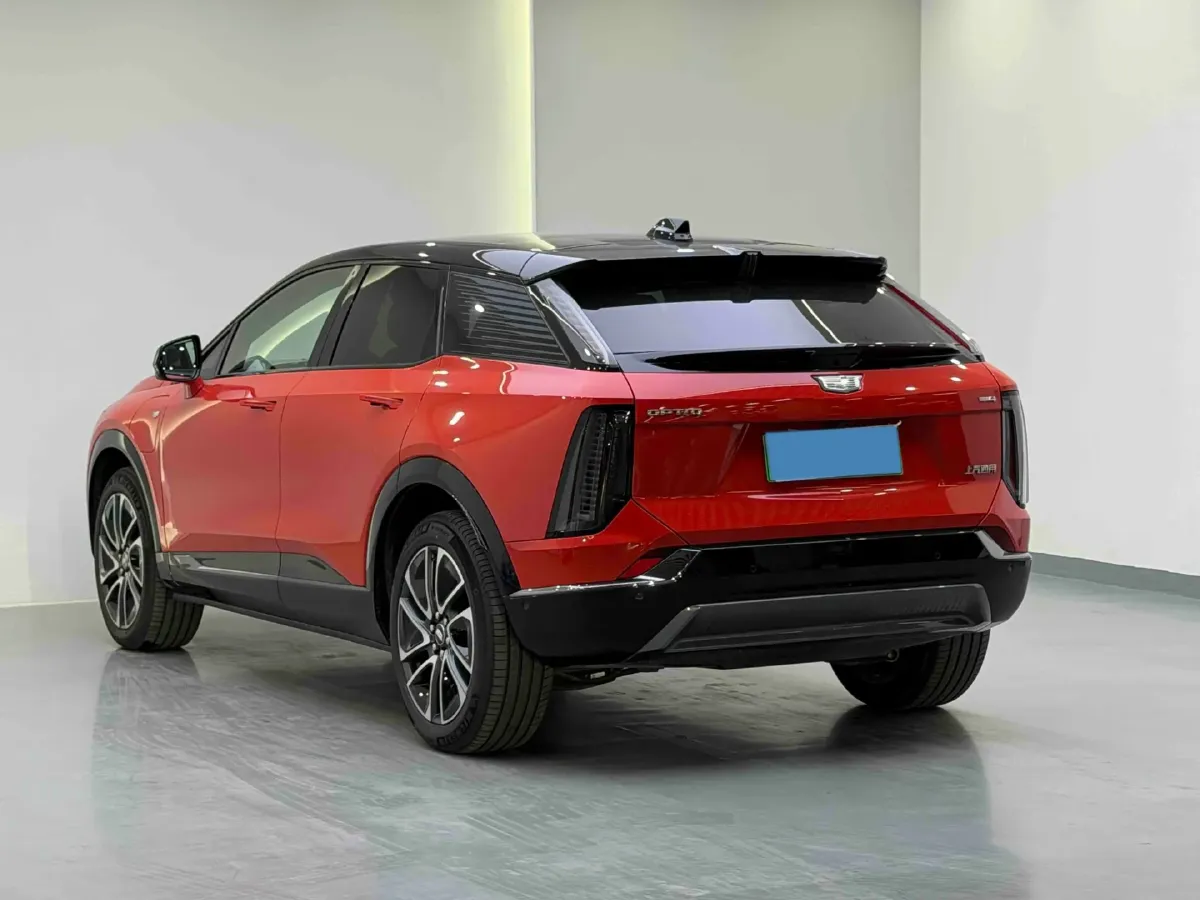 2024 Cadillac OPTIQ BEV 79.7KWH,autocango,china used car exporter,china ev exporter,chinese used car exporter,chinese used ev exporter