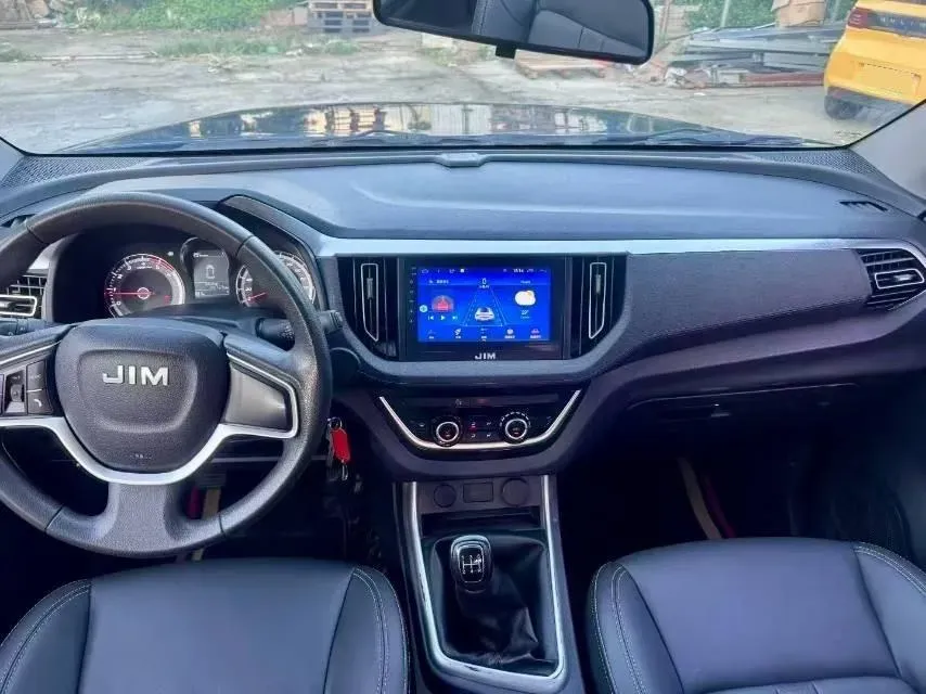 2020 JMC BaoDian 2.5T 140HP L4 5MT,autocango,china used car exporter,china ev exporter,chinese used car exporter,chinese used ev exporter