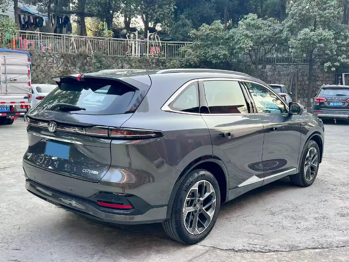 2025 ChangAn CS75 Plus 1.5T 192HP L4 8AT,autocango,china used car exporter,china ev exporter,chinese used car exporter,chinese used ev exporter