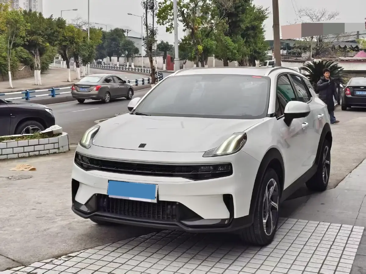 2023 LYNK&CO 06 1.5T 181HP L4 7DCT