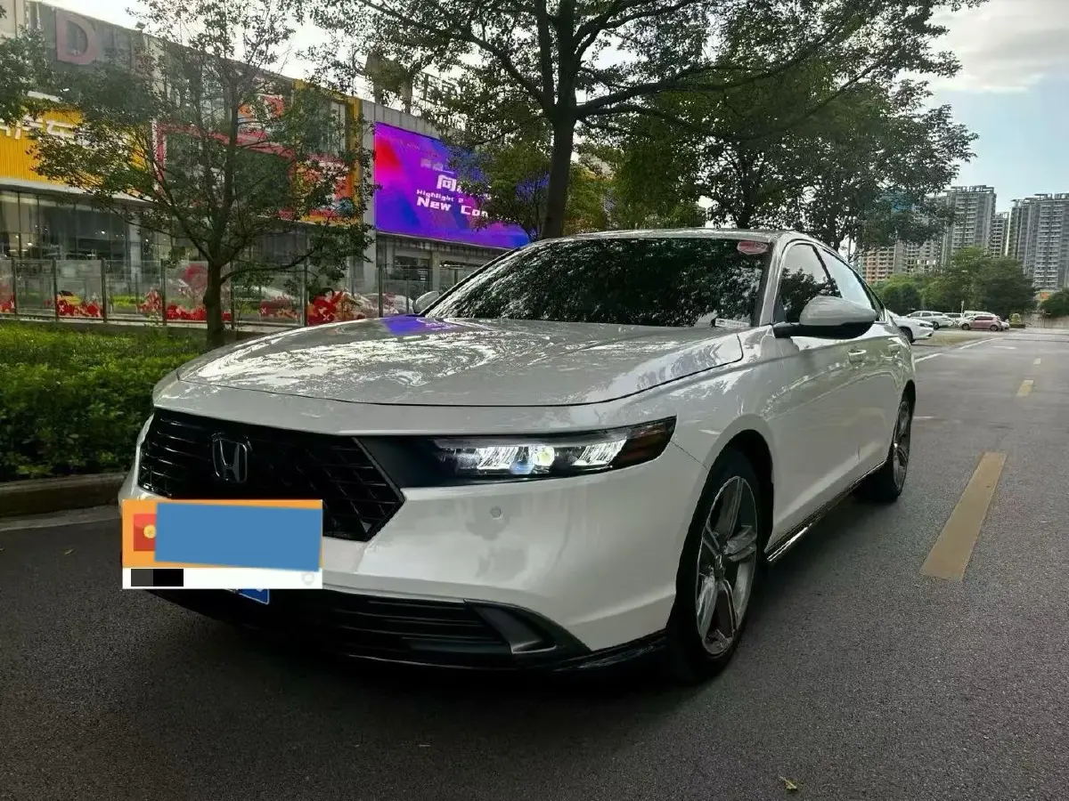 2023 Honda Accord 1.5T 192HP L4 CVT
