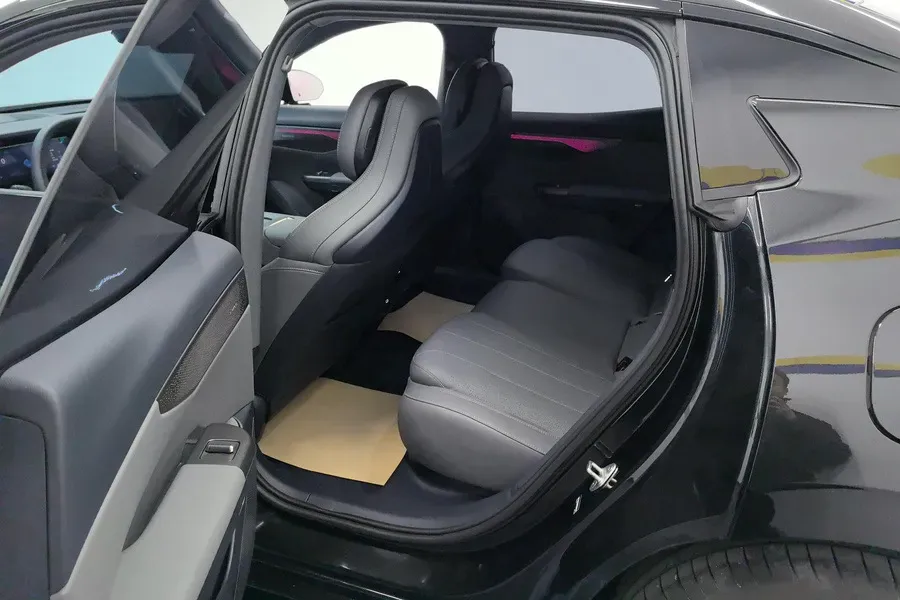 2024 LYNK&CO 07 EM-P 1.5T 163HP L4 3DHT PHEV 18.99KWH,autocango,china used car exporter,china ev exporter,chinese used car exporter,chinese used ev exporter