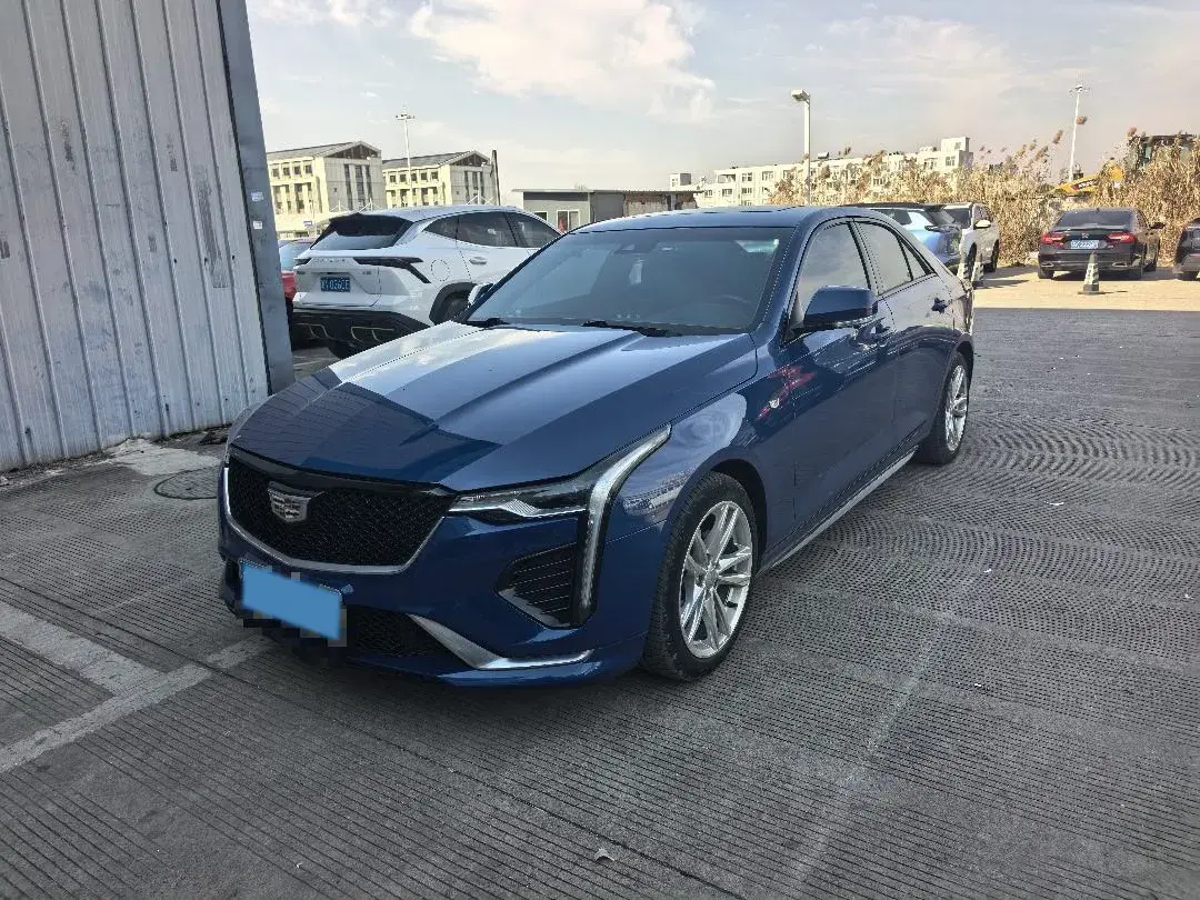 2022 Cadillac CT4 2.0T 237HP L4 8AT