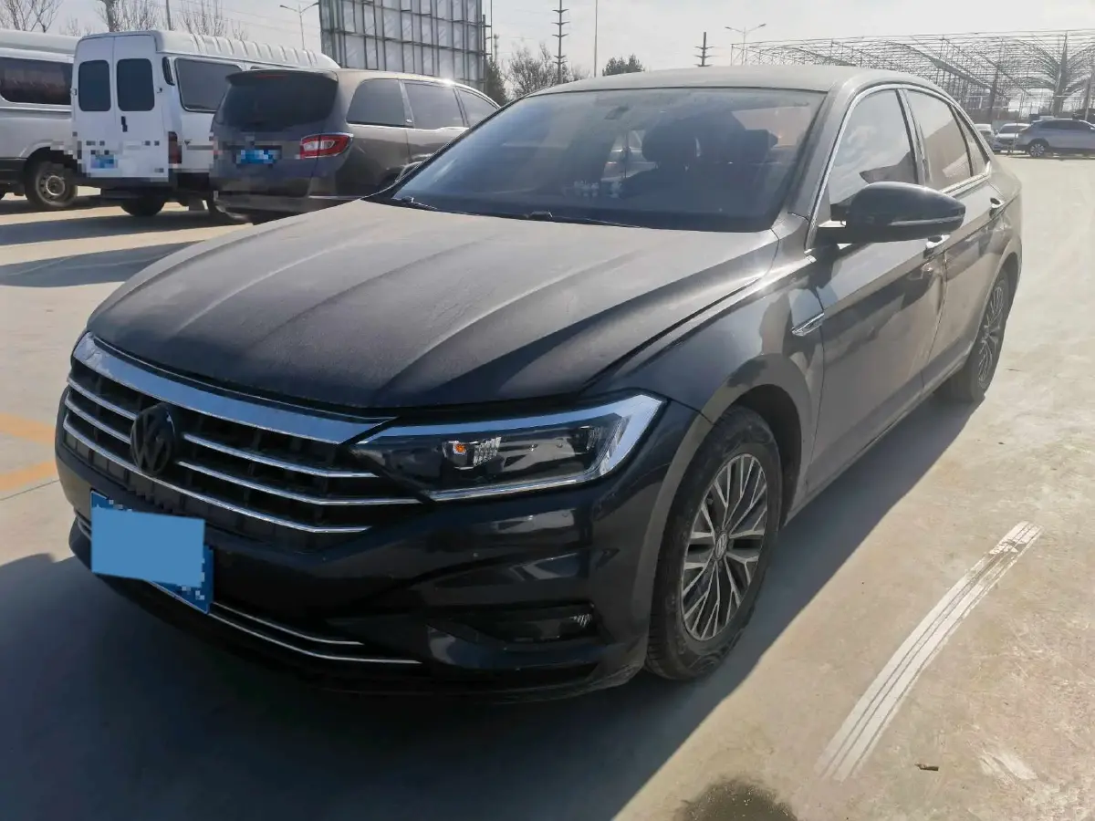 2021 Volkswagen Sagitar 1.2T 116HP L4 7DCT