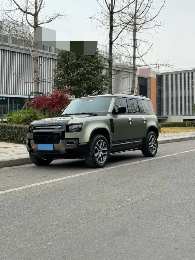 2021 Land Rover Defender 3.0T 400HP L6 8AT