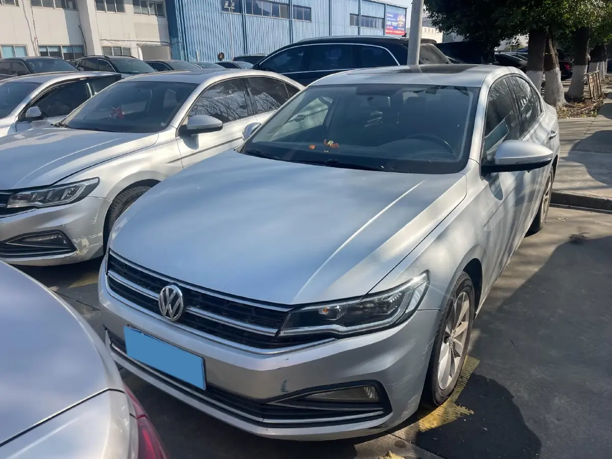 2020 Volkswagen Bora 1.5L 113HP L4 6AT