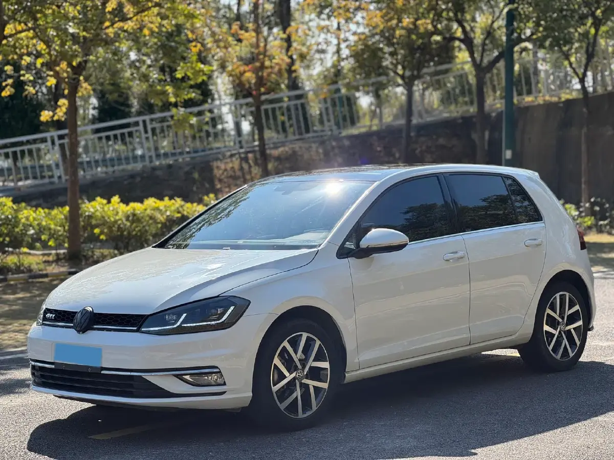 2018 Volkswagen Golf 1.4T 131HP L4 7DCT