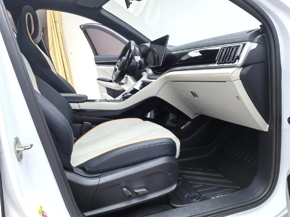 2022 Ruichi Auto EC35 BEV 82HP BEV 36.288KWH,autocango,china used car exporter,china ev exporter,chinese used car exporter,chinese used ev exporter