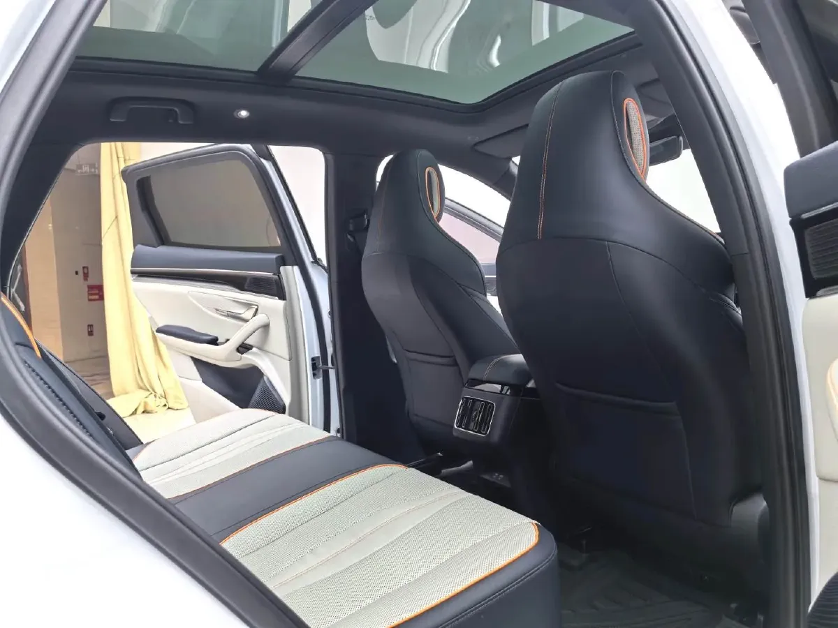 2022 Ruichi Auto EC35 BEV 82HP BEV 36.288KWH,autocango,china used car exporter,china ev exporter,chinese used car exporter,chinese used ev exporter